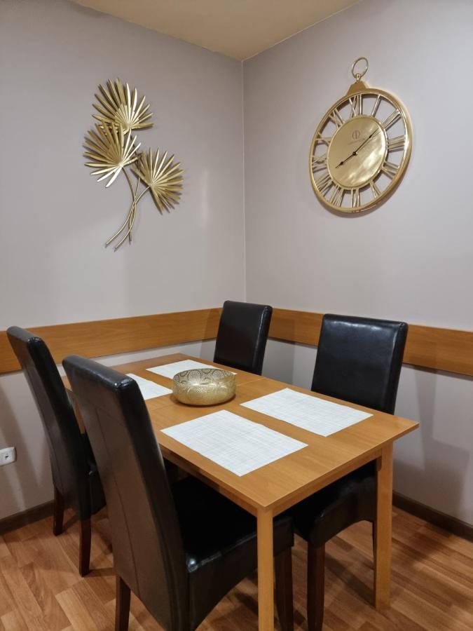 Relax Wellness Manzard Hajduszoboszlo Apartment Exterior photo